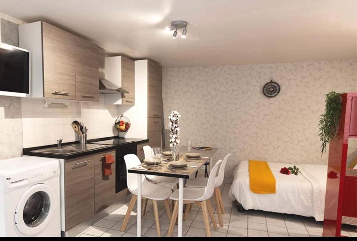 Appart Illy Cosy Et Confortable Saint-Etienne  Ngoại thất bức ảnh